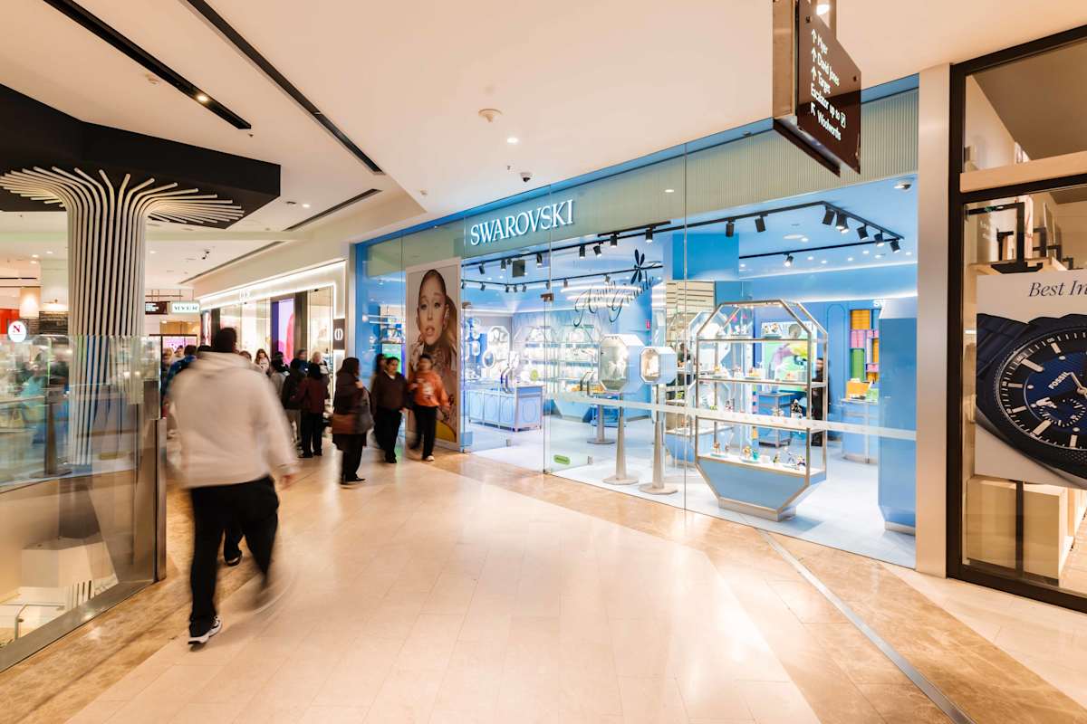 Swarovski storefront image
