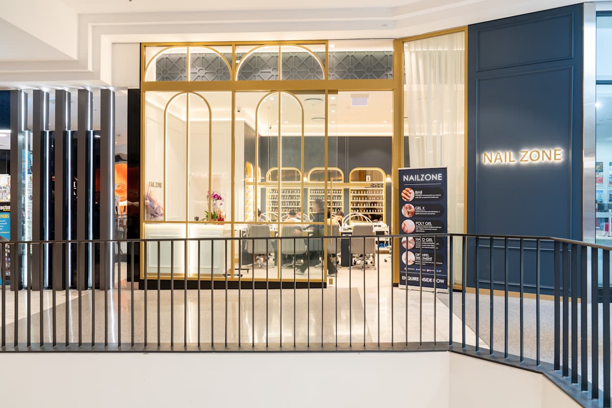 Nailzone storefront image