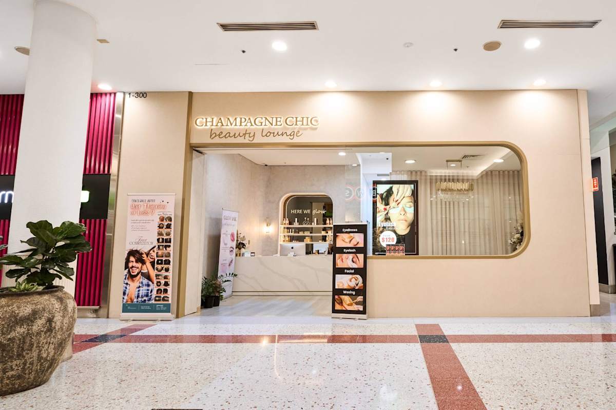 Champagne Chic storefront image