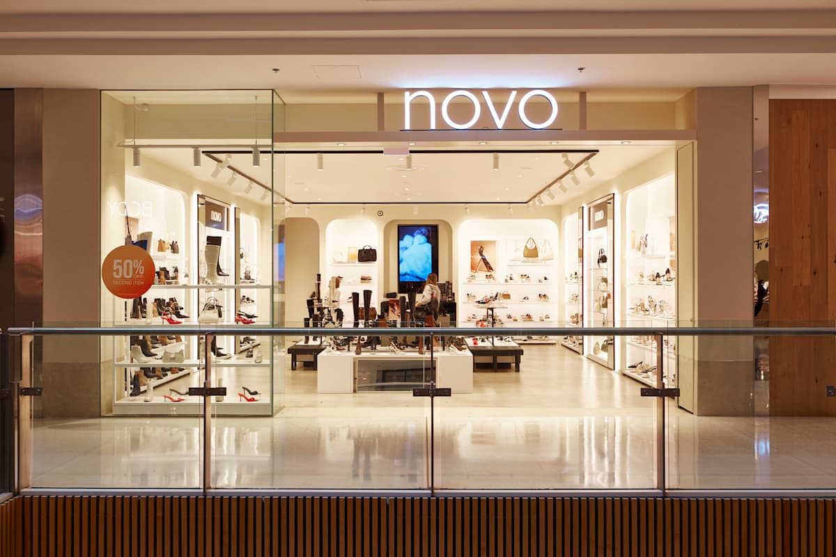 Novo storefront image