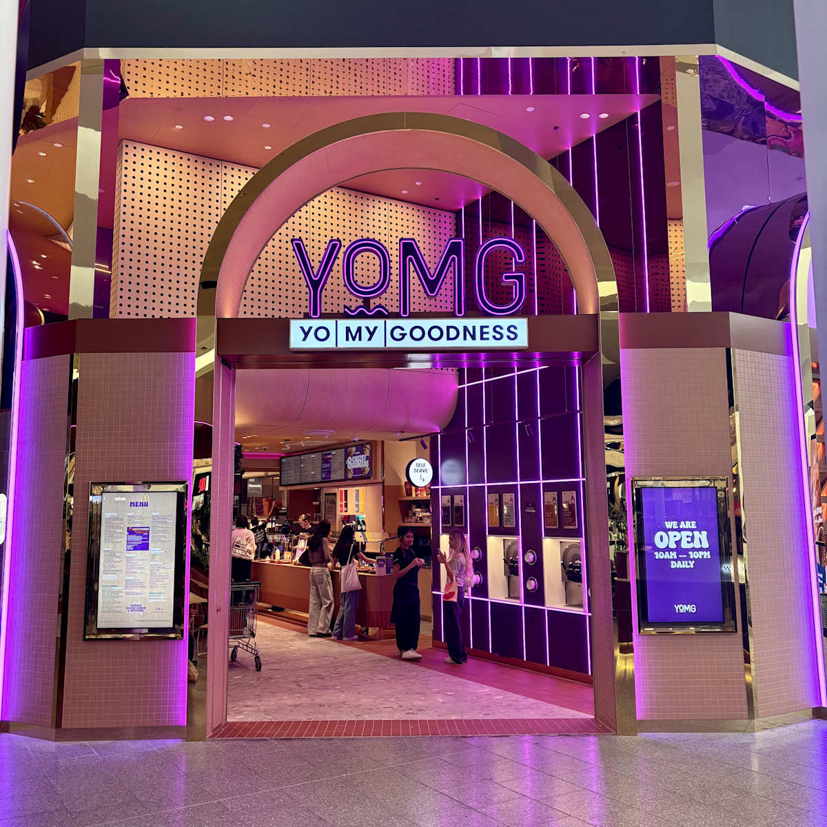 YOMG - Carindale