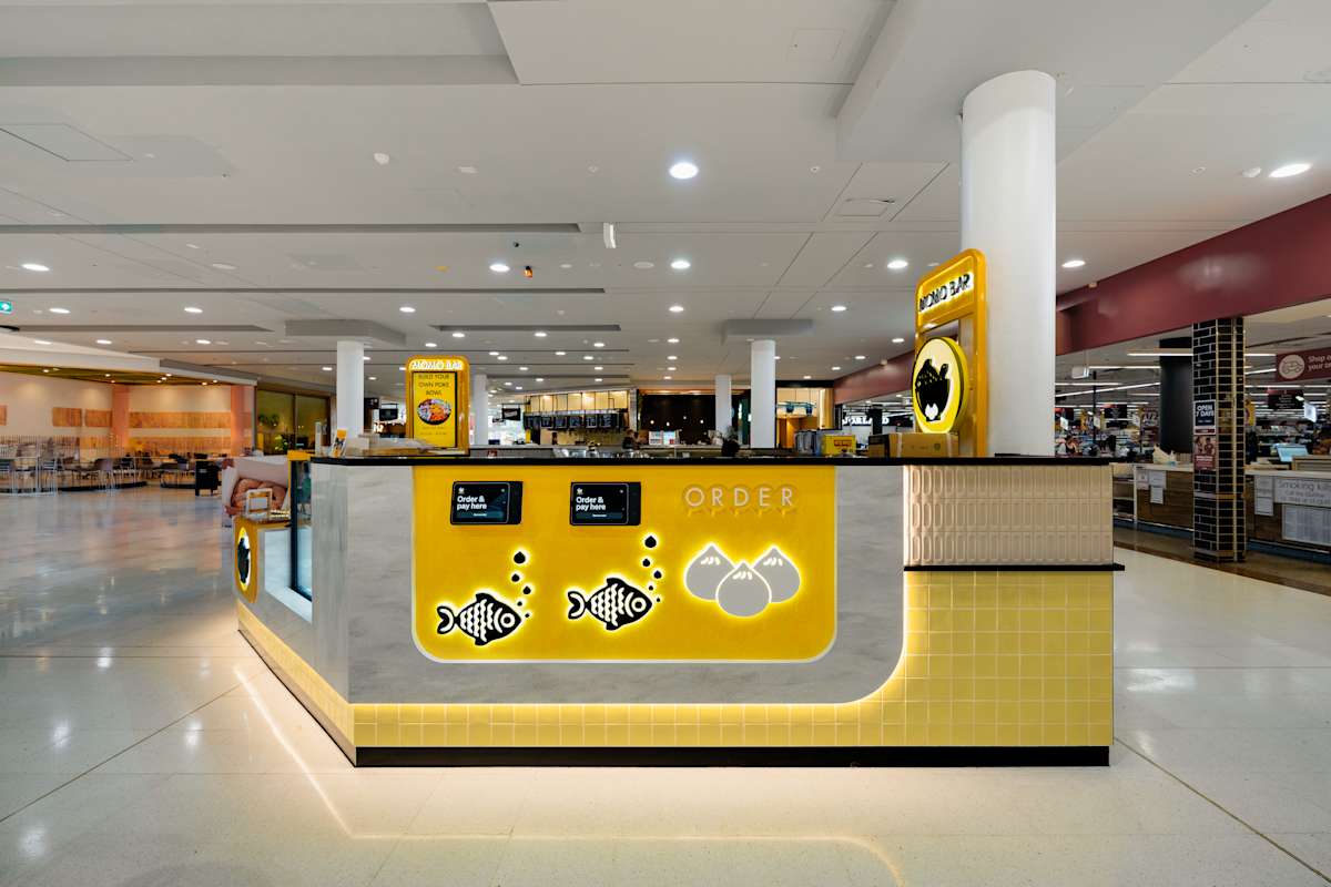 Momo Bar storefront image