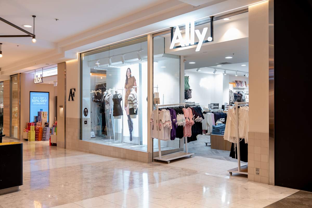 Ally Fashion storefront image