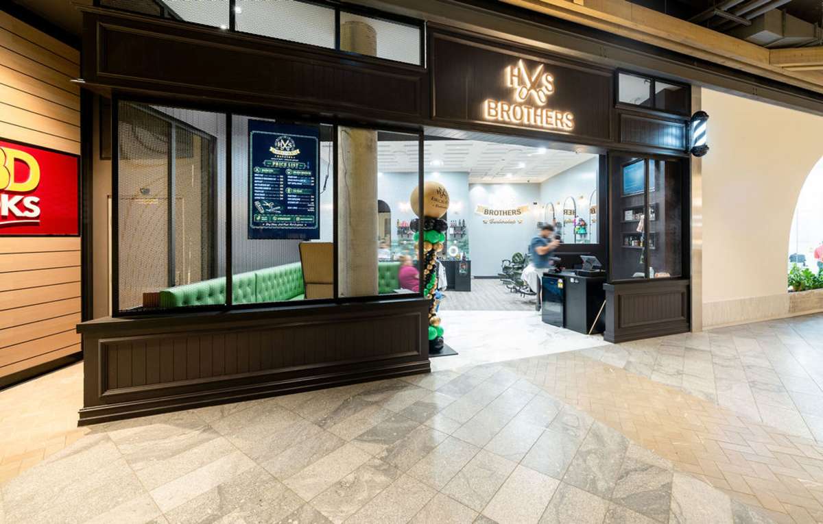 HS Brothers Barbers storefront image