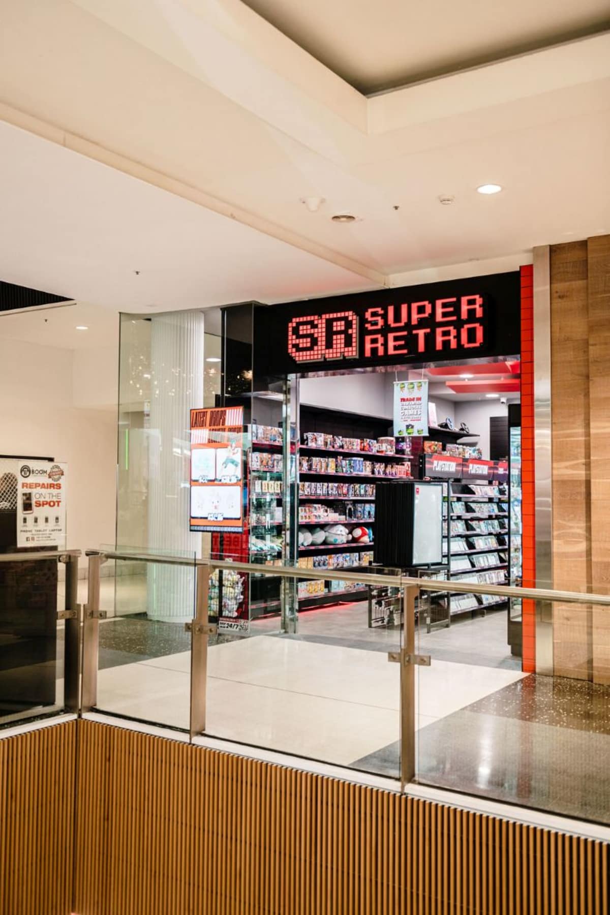Super Retro storefront image