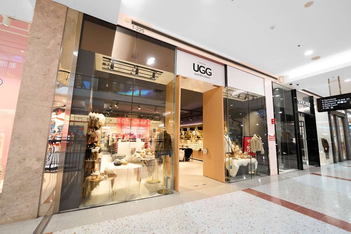 Original UGG Australia Classic storefront image
