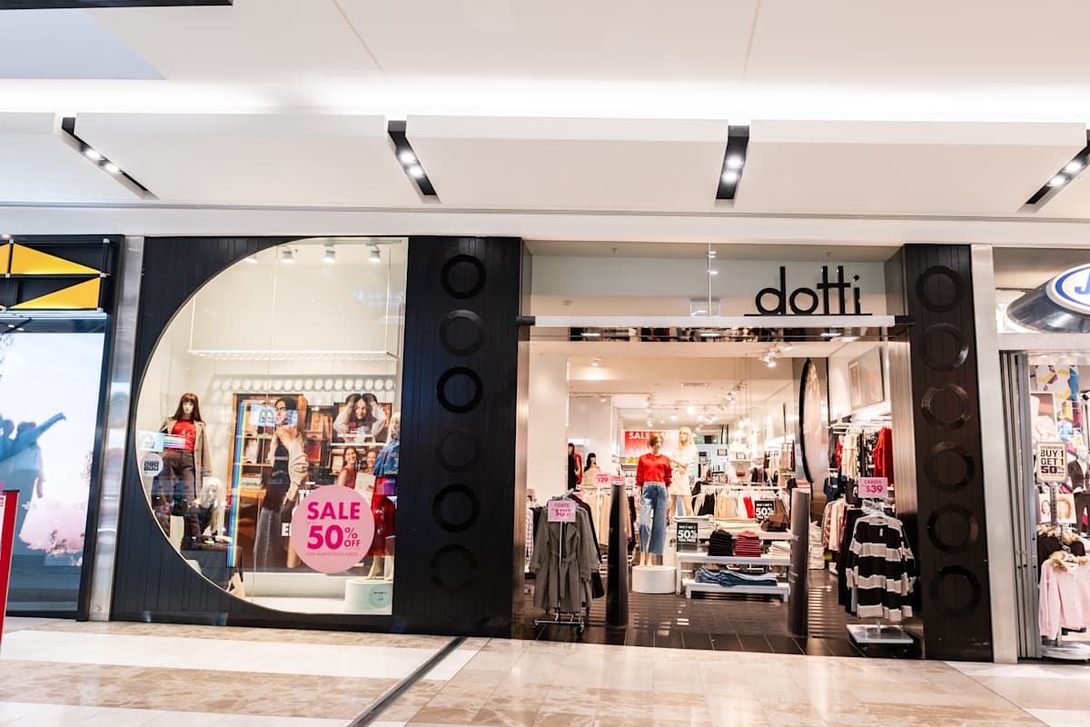 Dotti storefront image