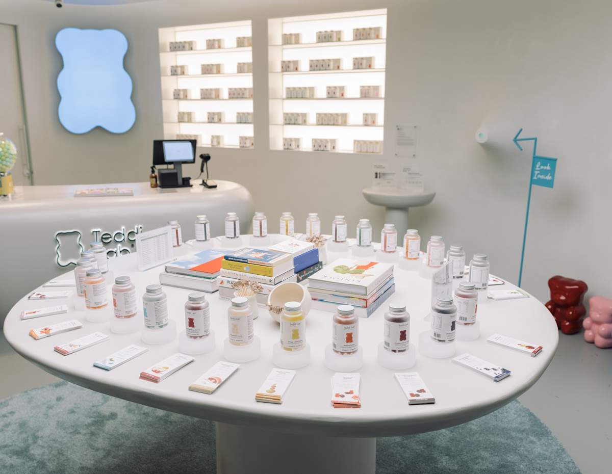 Store Image