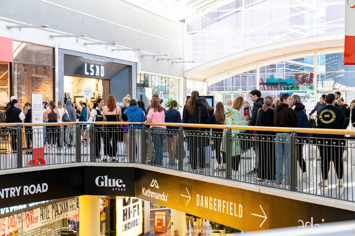 LAKS Store Opening wide image