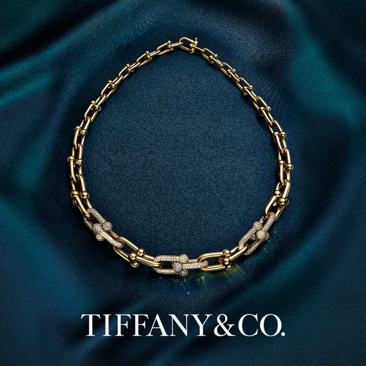 Retailer Tiffany & Co. hero image set