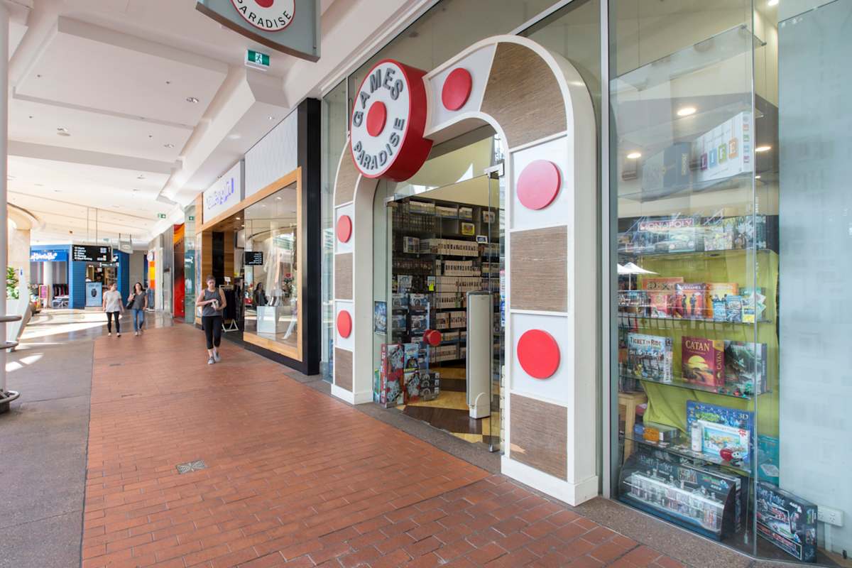 Games Paradise storefront image