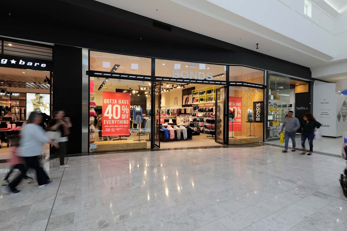 Bonds storefront image