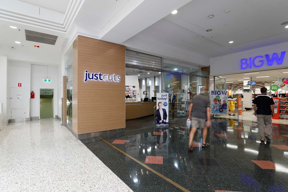 Just Cuts storefront image