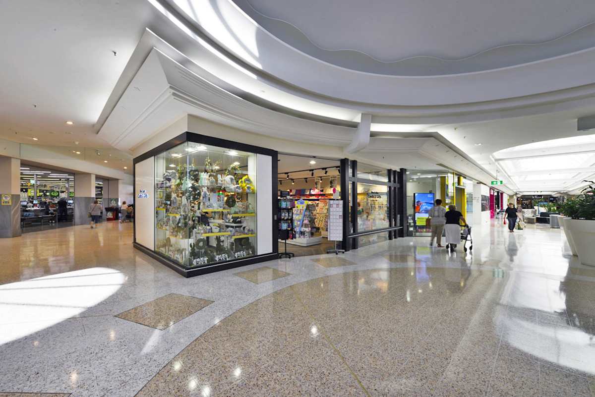 West Lakes Cards & Gifts storefront image