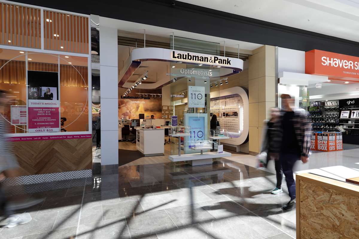 Laubman & Pank Optometrists storefront image
