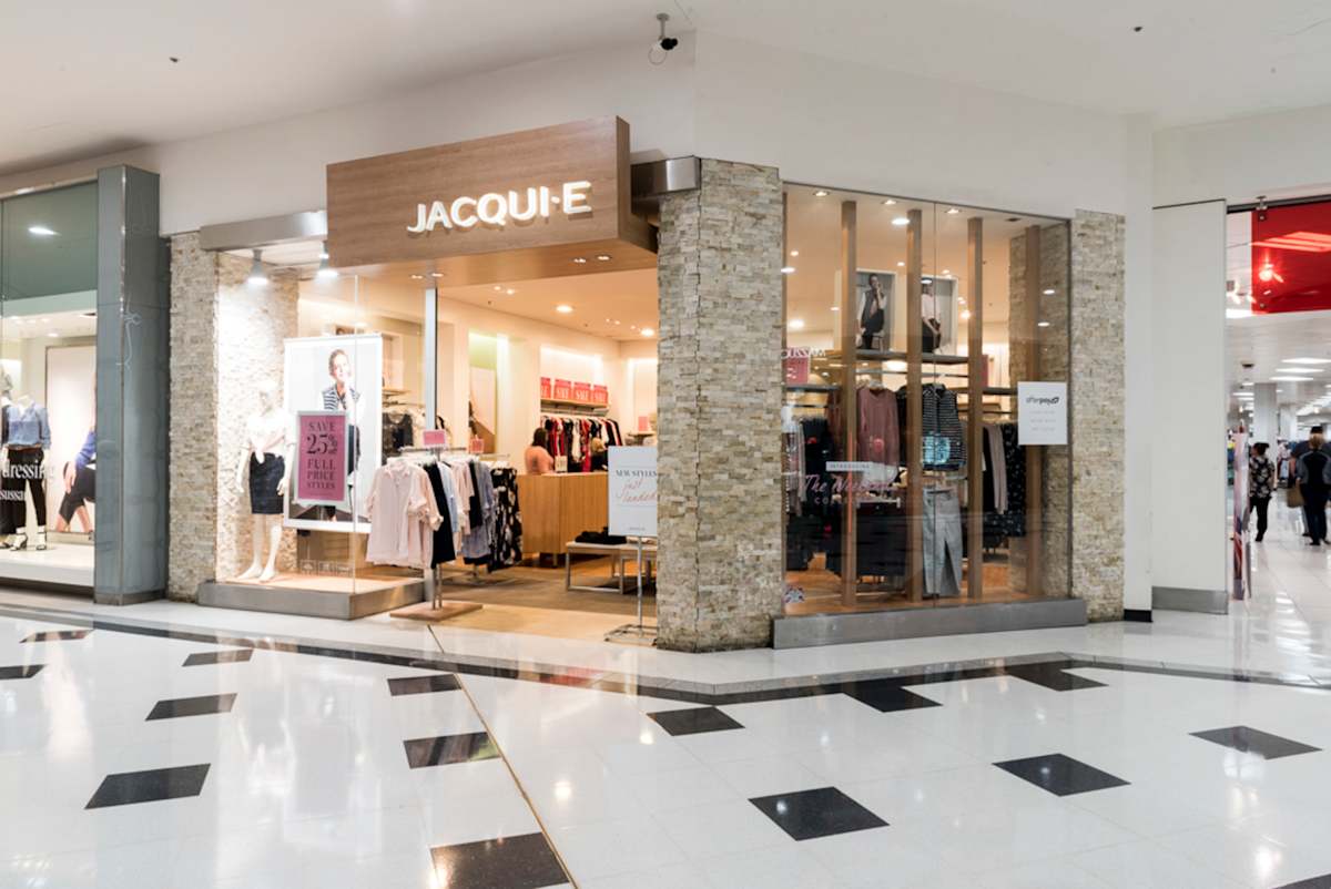 Jacqui E storefront image