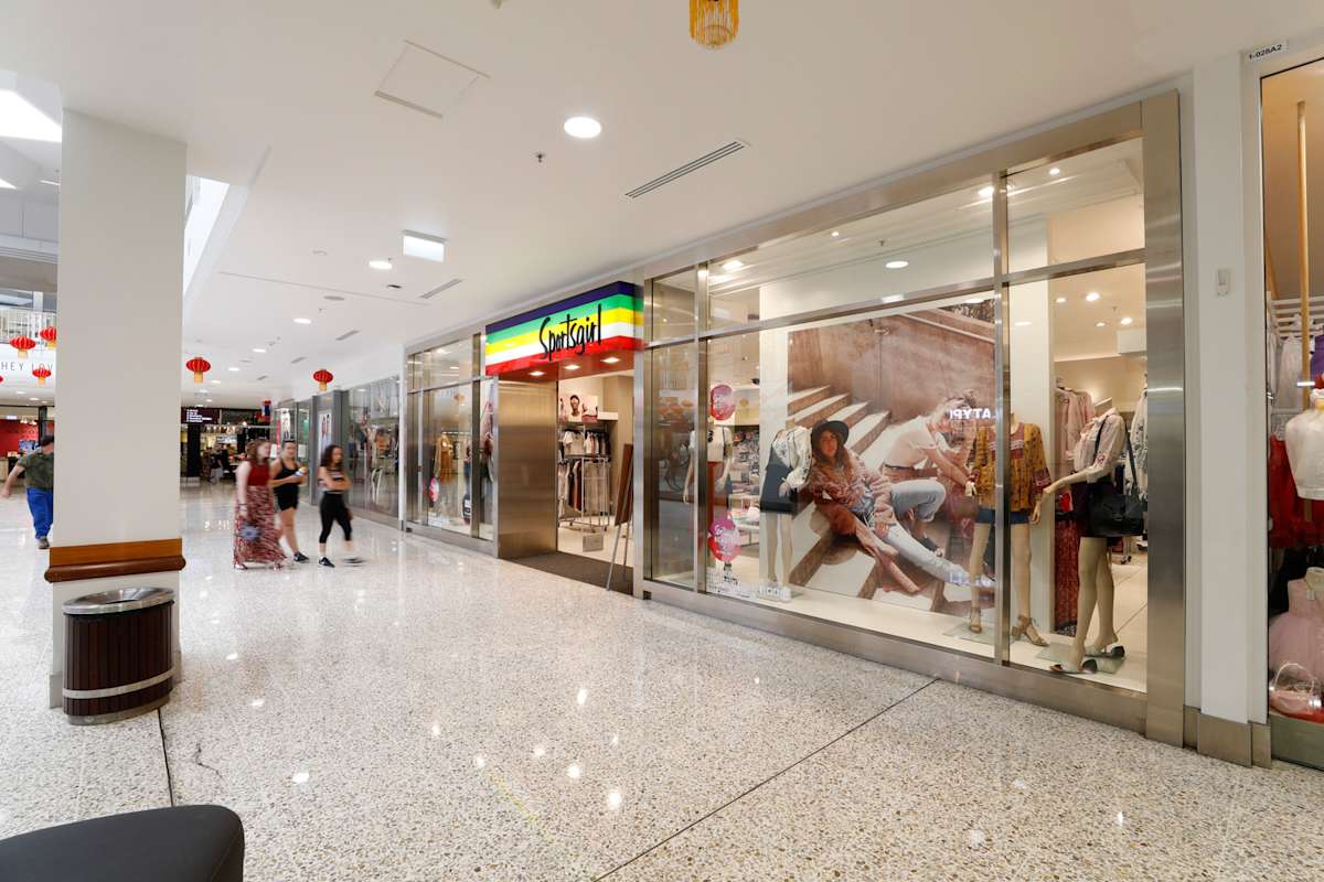 Sportsgirl storefront image