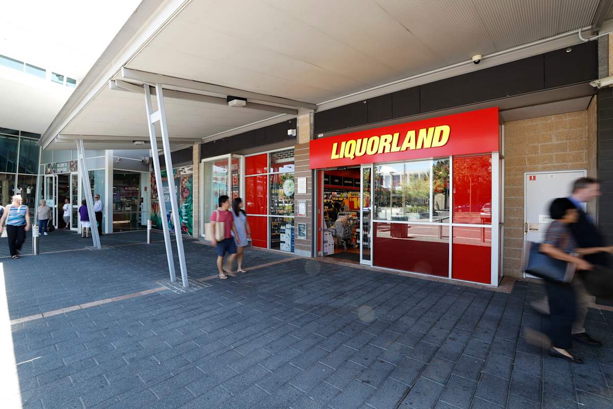 Liquorland storefront image