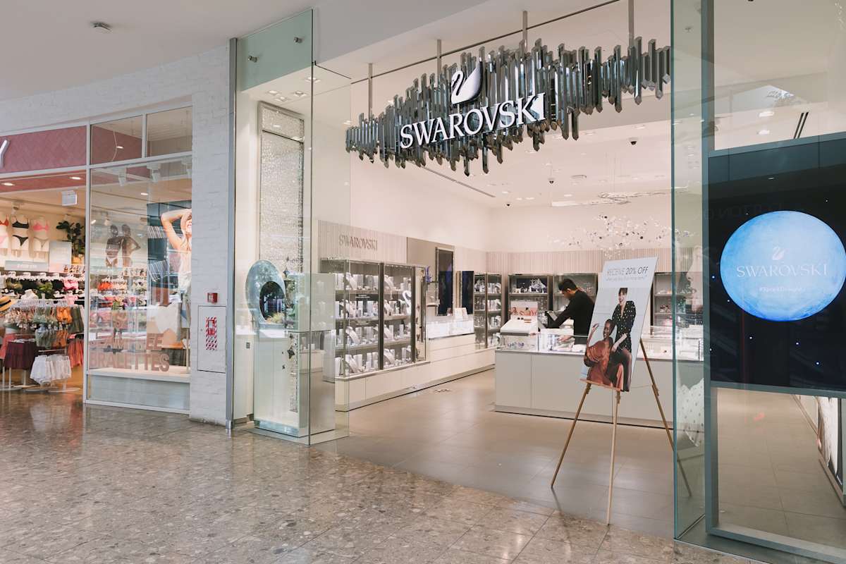 Swarovski storefront image