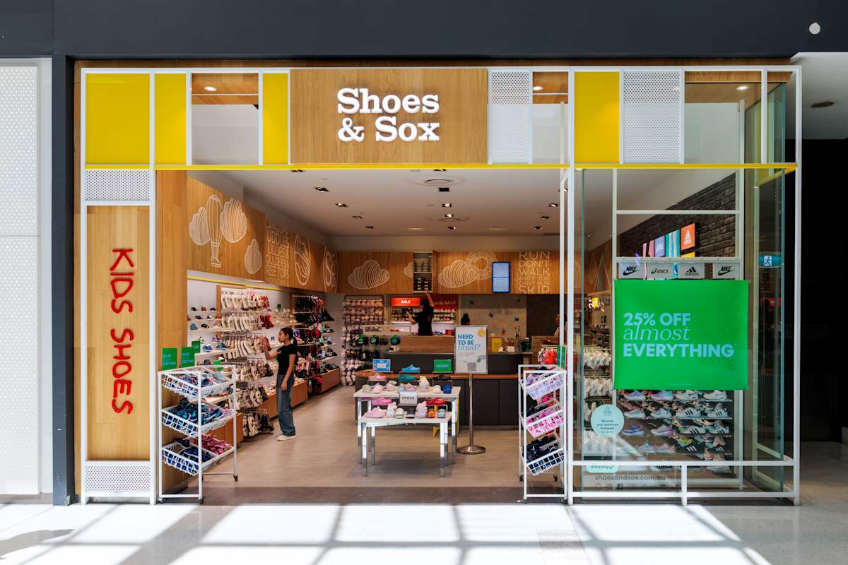Shoes & Sox storefront image