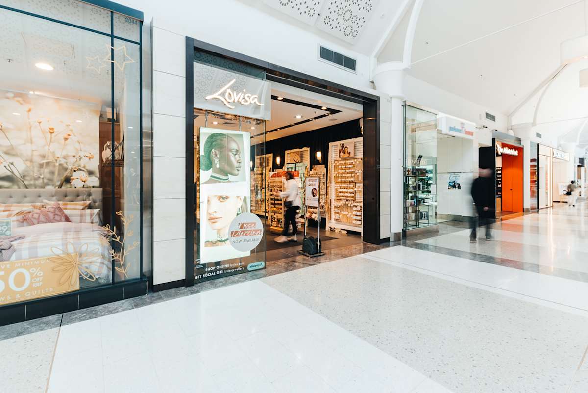 Lovisa storefront image