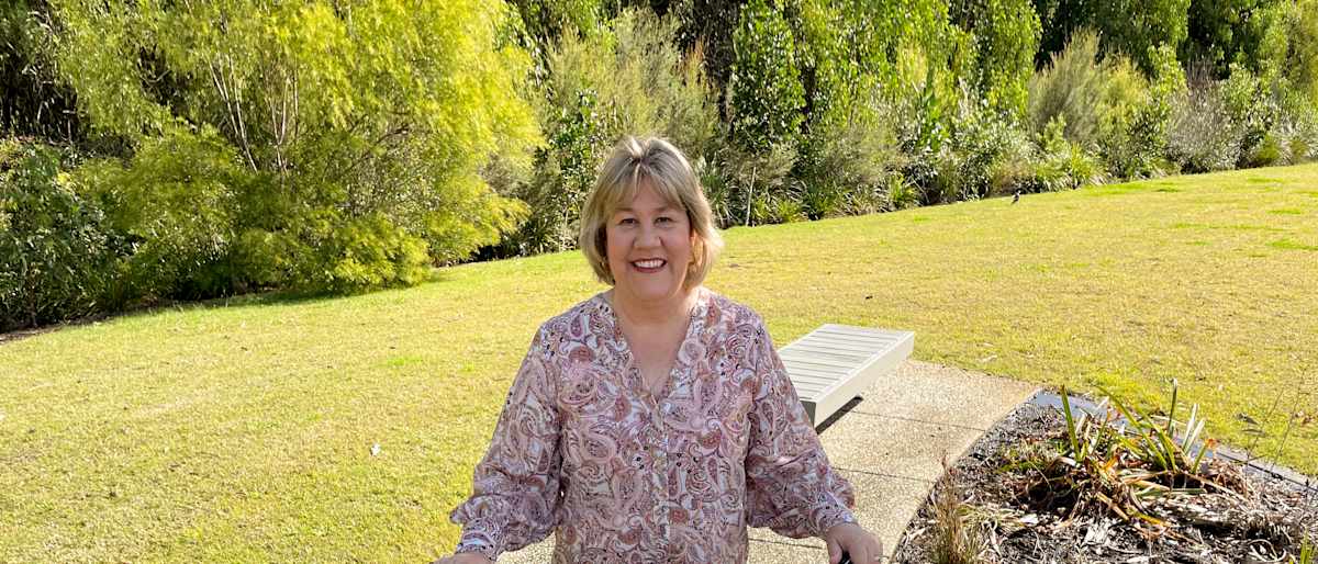 Helensvale_WestfieldLocalHeroes2021__Karen_Phase3_Webbanner_2400x1028