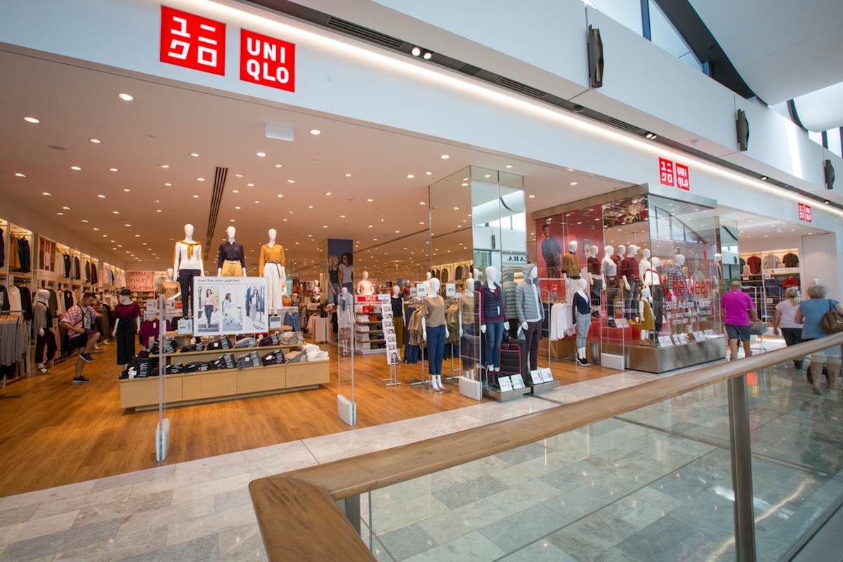 UNIQLO storefront image