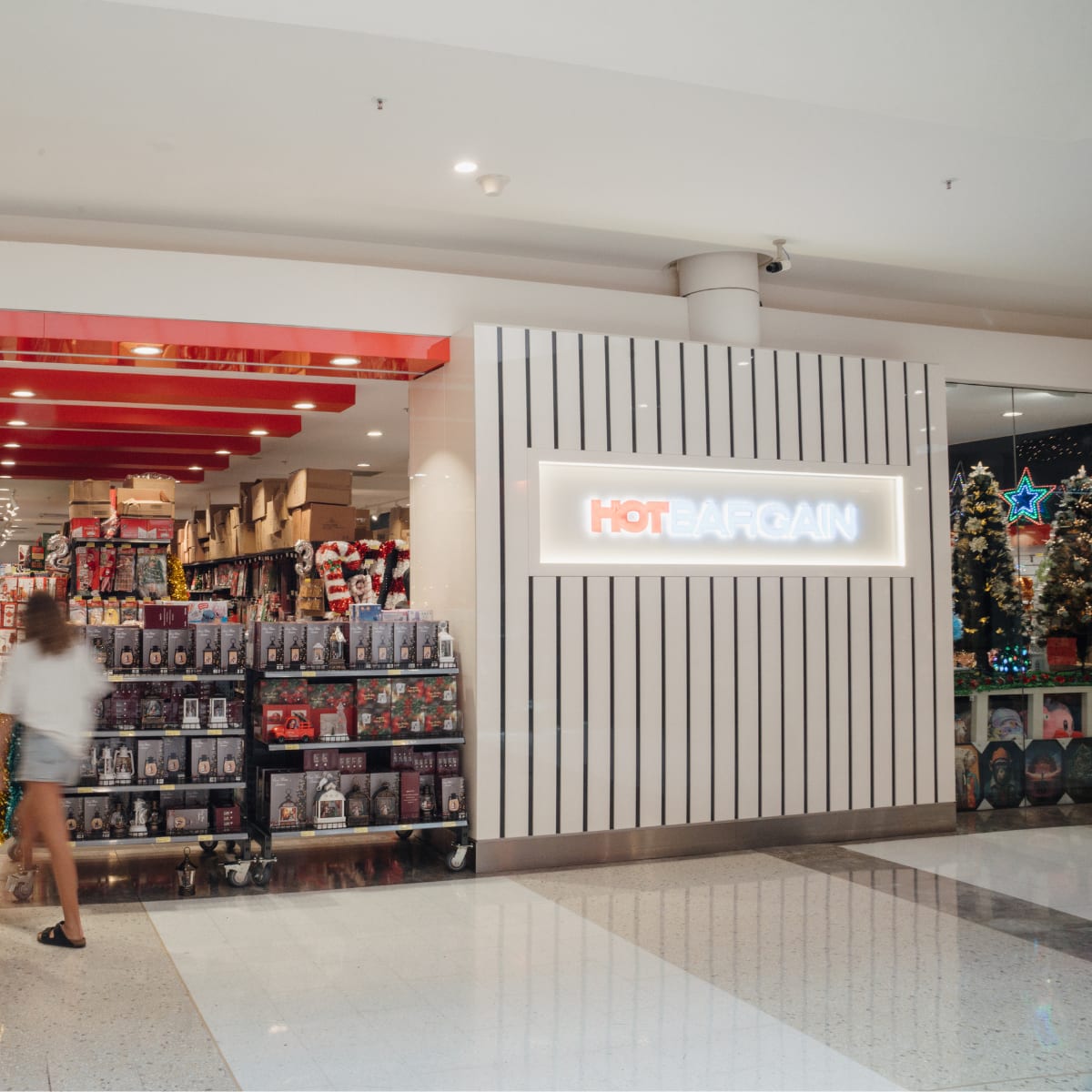 Hot Bargain storefront image