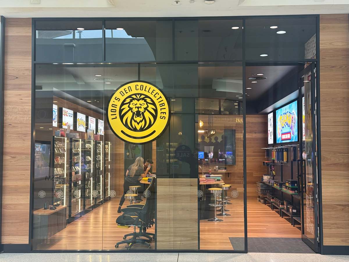 Lion's Den Collectibles storefront image