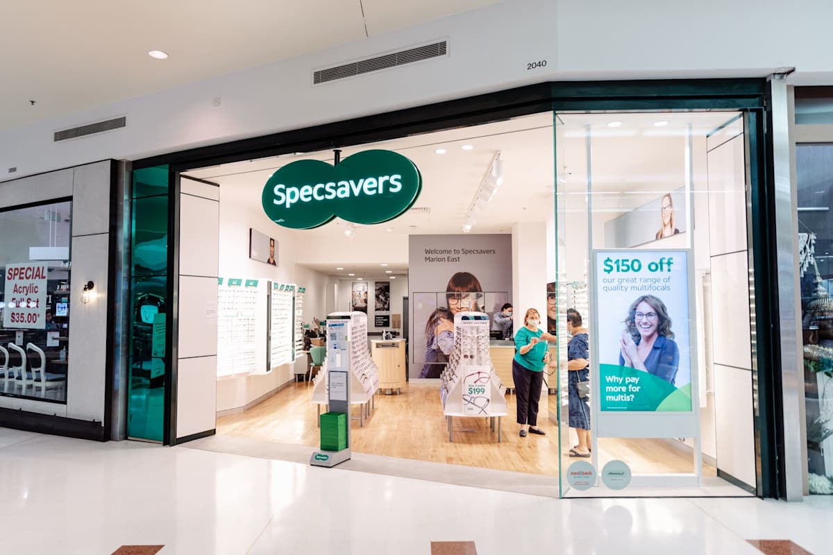 Specsavers (East) storefront image