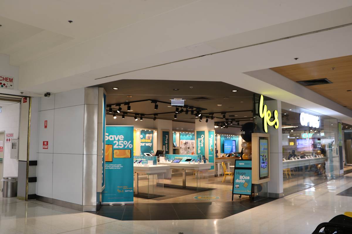 Optus storefront image