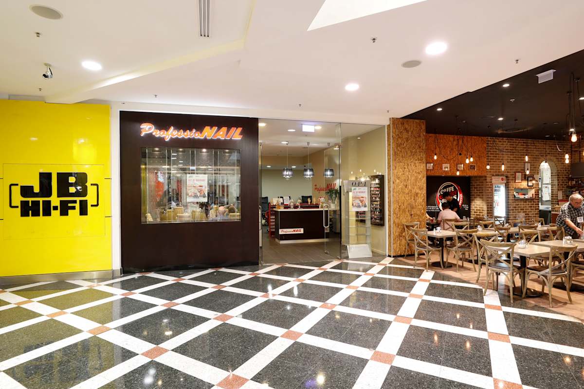 ProfessioNAIL storefront image