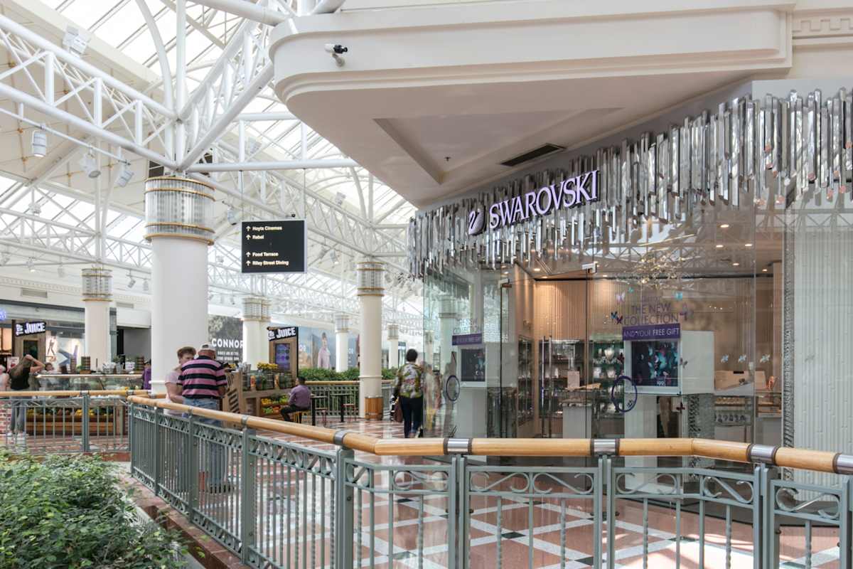 Swarovski storefront image