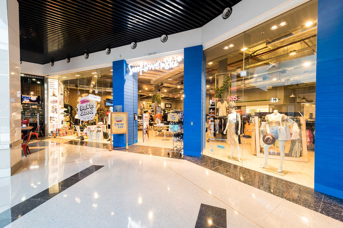 Surf Dive n Ski storefront image
