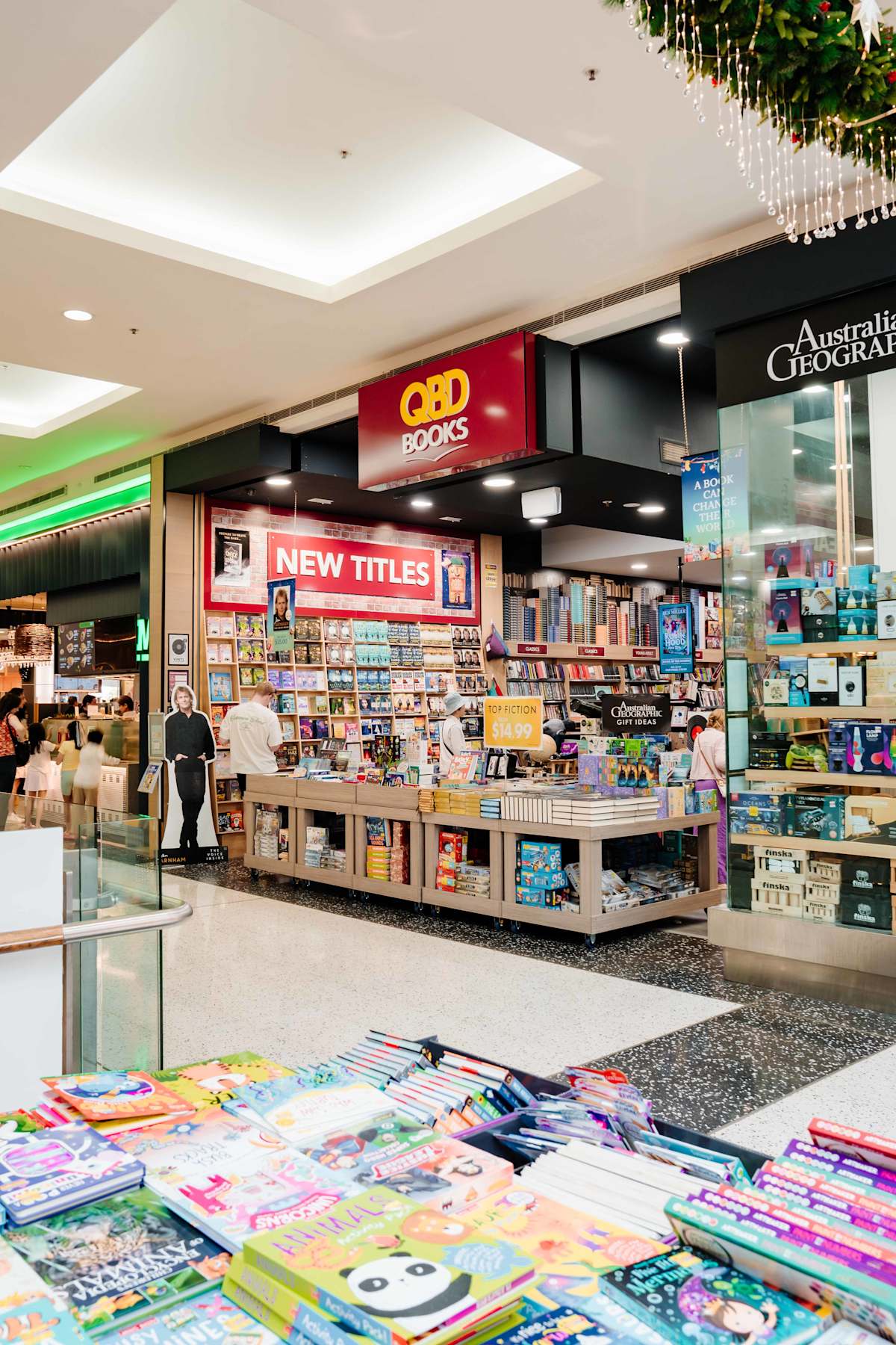 QBD Books storefront image