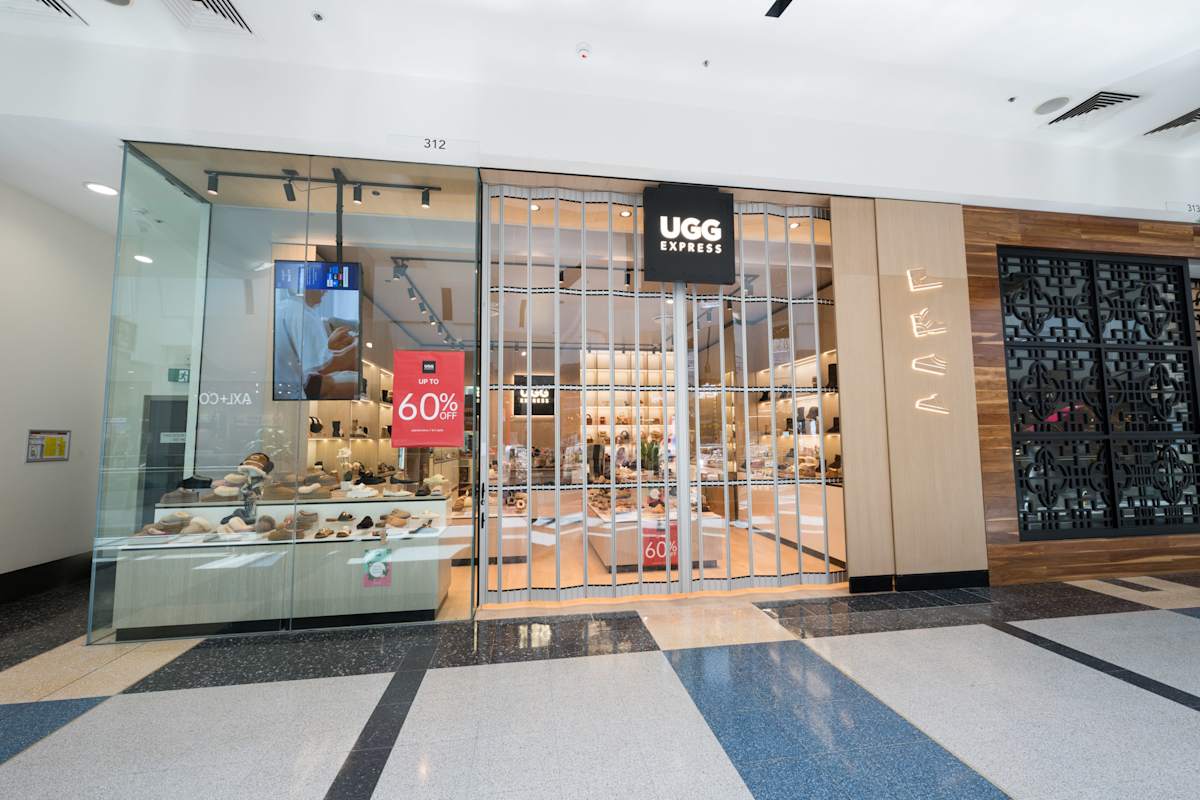 Ugg Express storefront image