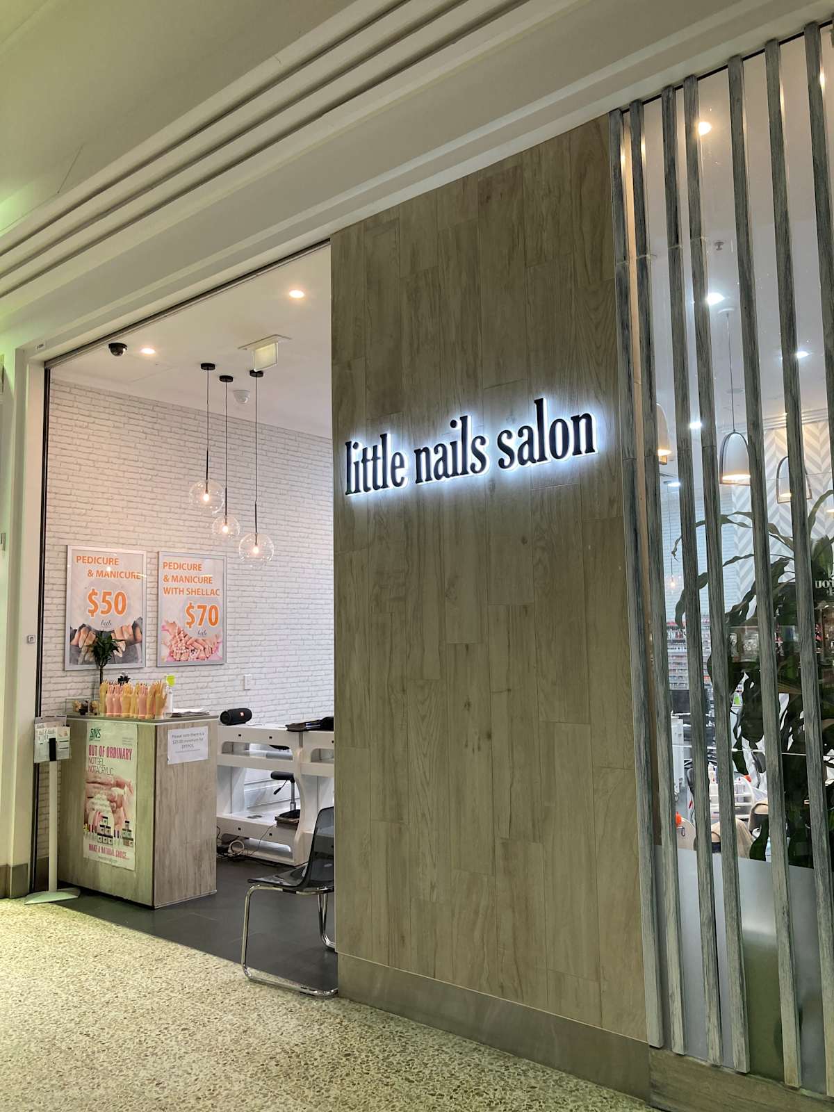 Little Nails Salon storefront image