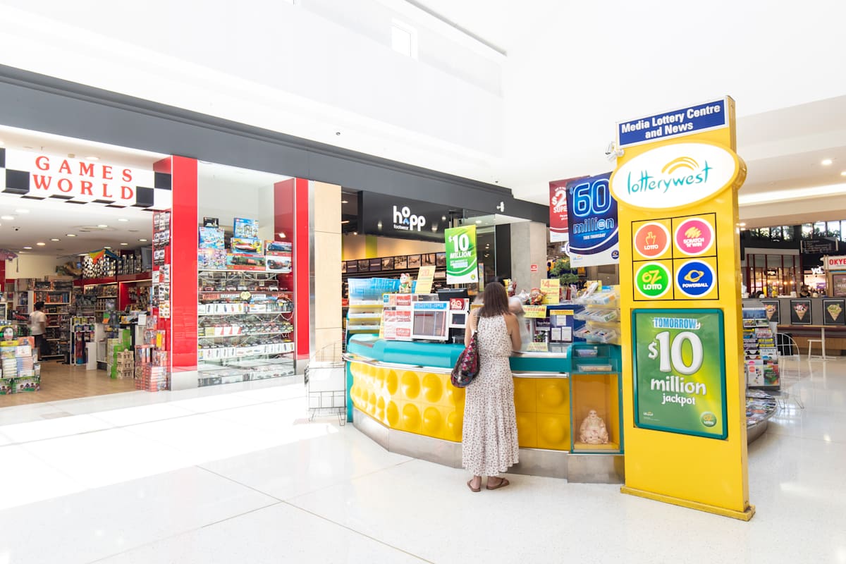 Media Lottery & News storefront image