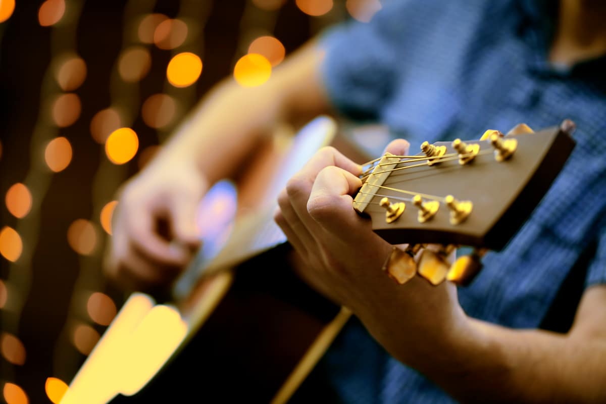 Live Music Guitar Performance 