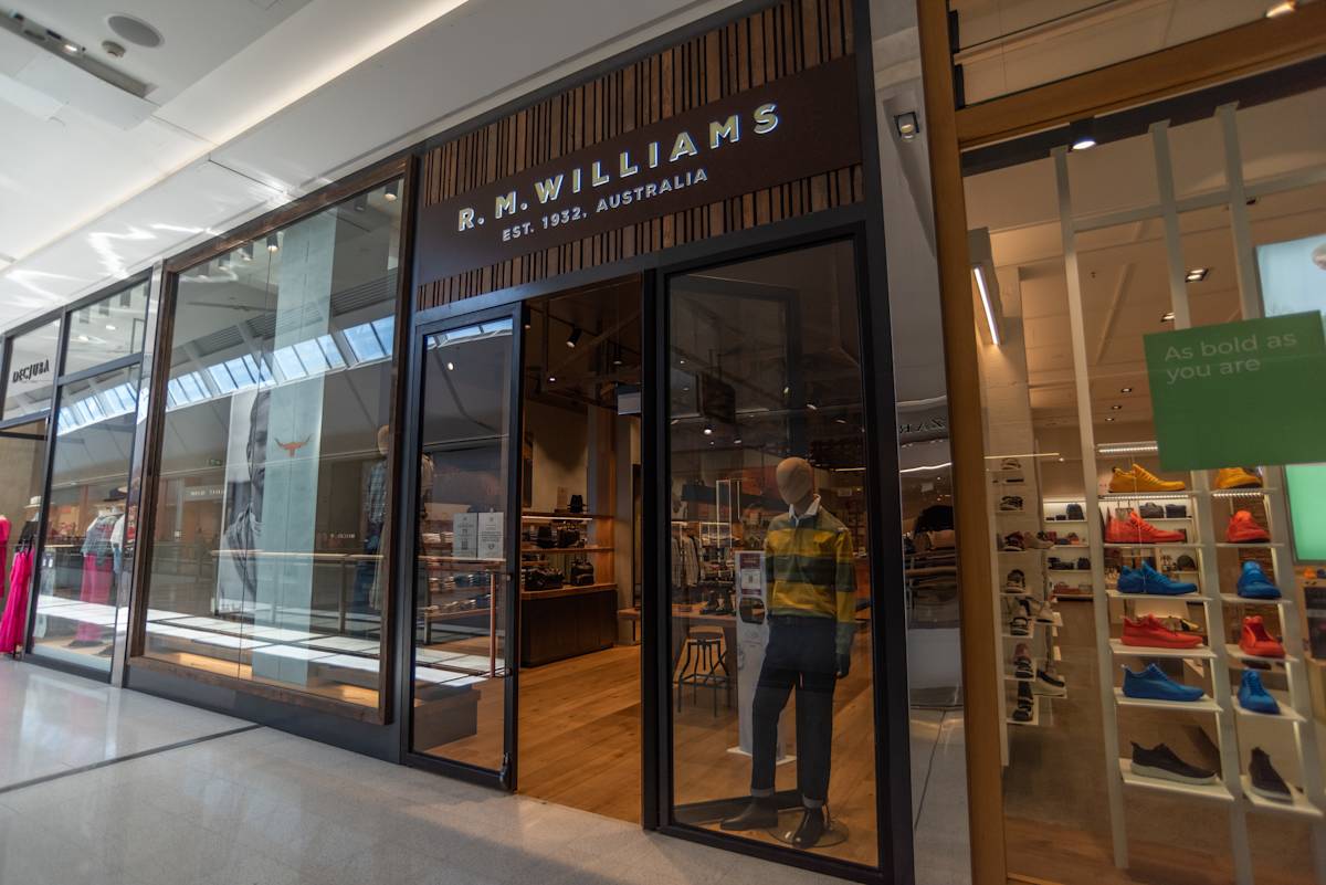 R.M.Williams storefront image