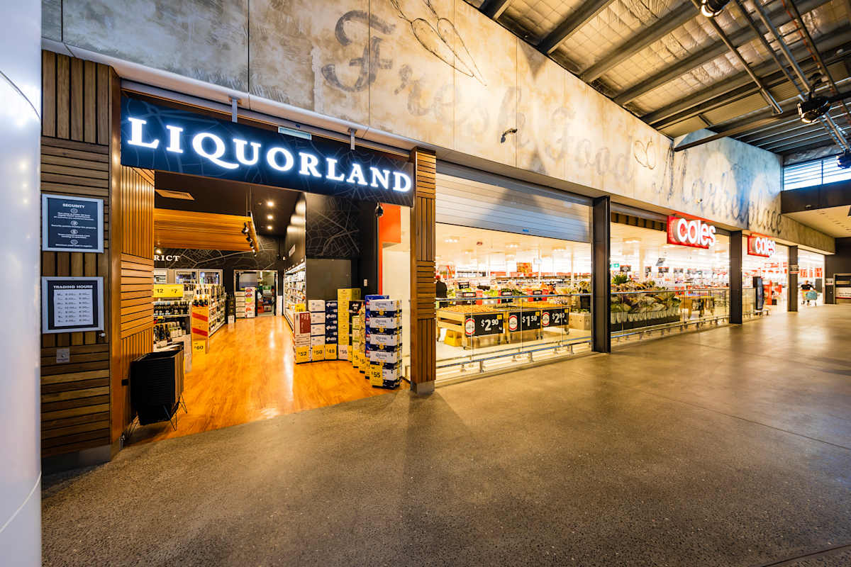 Liquorland storefront image