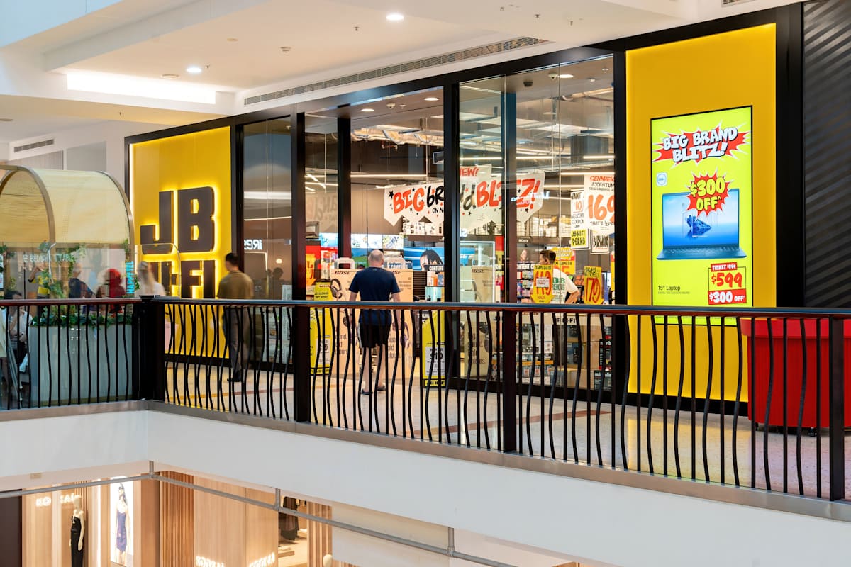 JB Hi-Fi  storefront image