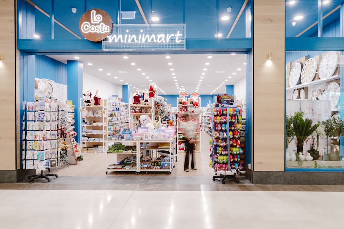 Lo Costa Mini Mart storefront image