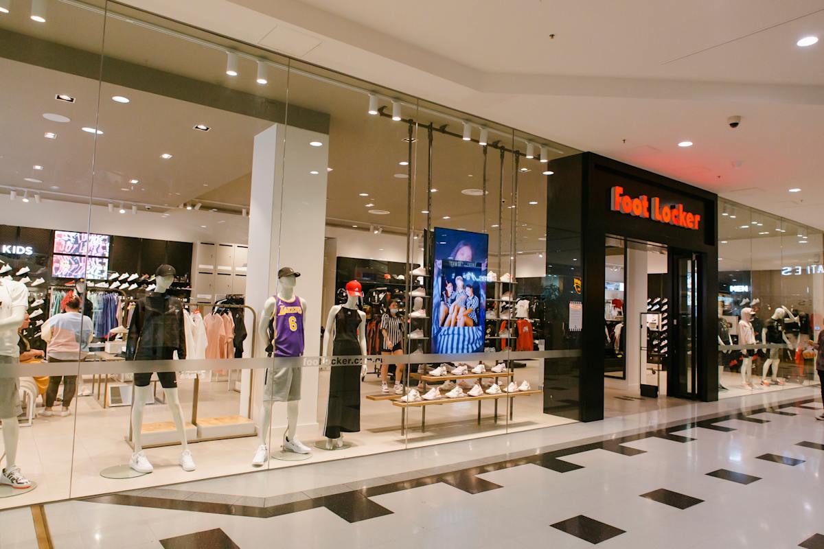 Foot Locker storefront image