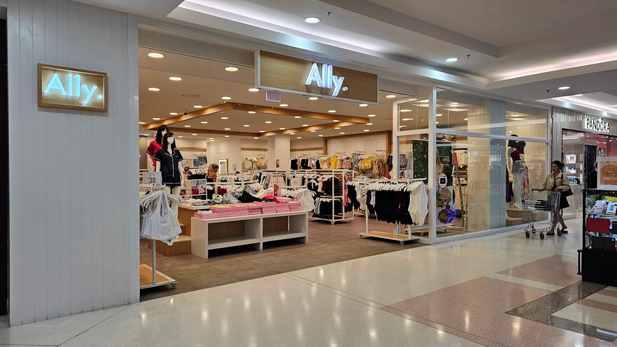 Ally Fashion storefront image