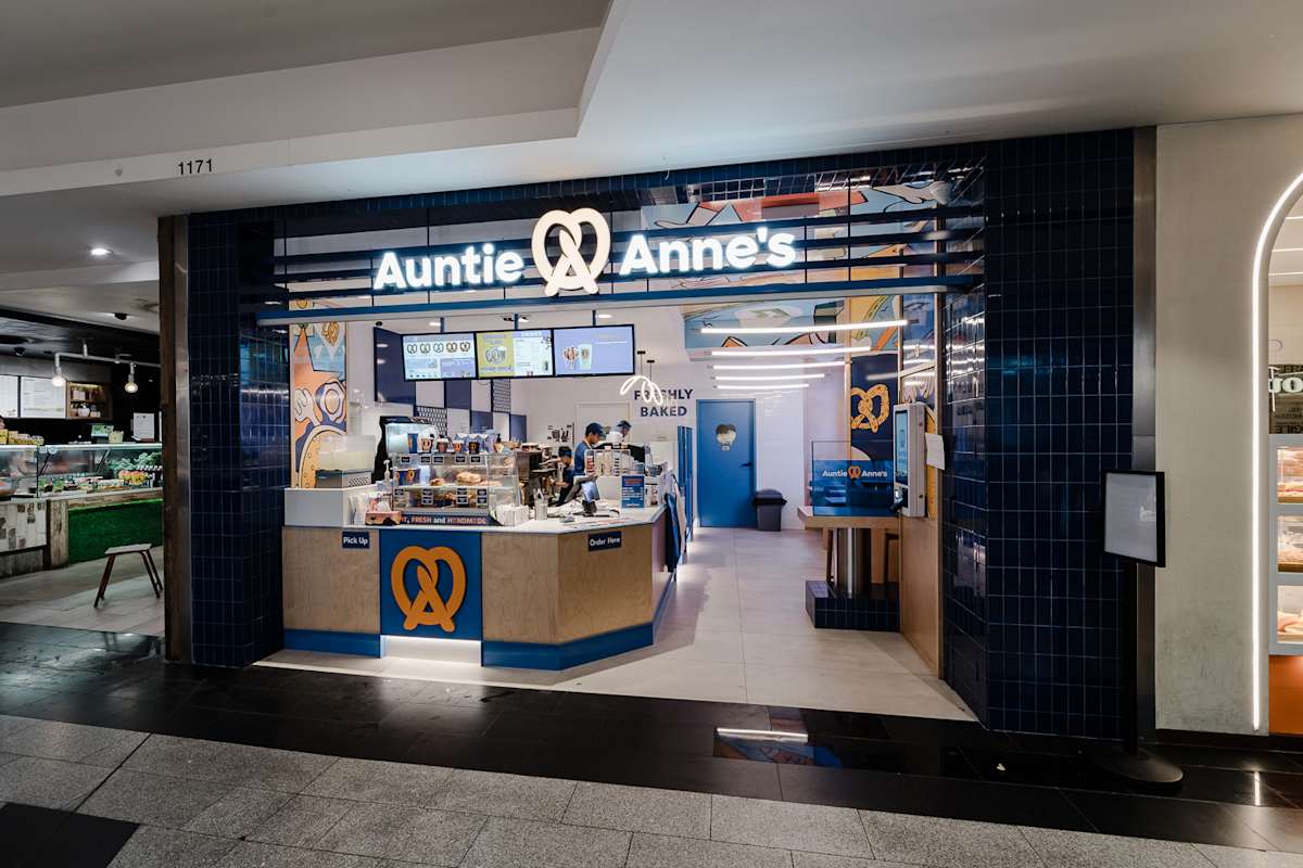 Auntie Anne's storefront image