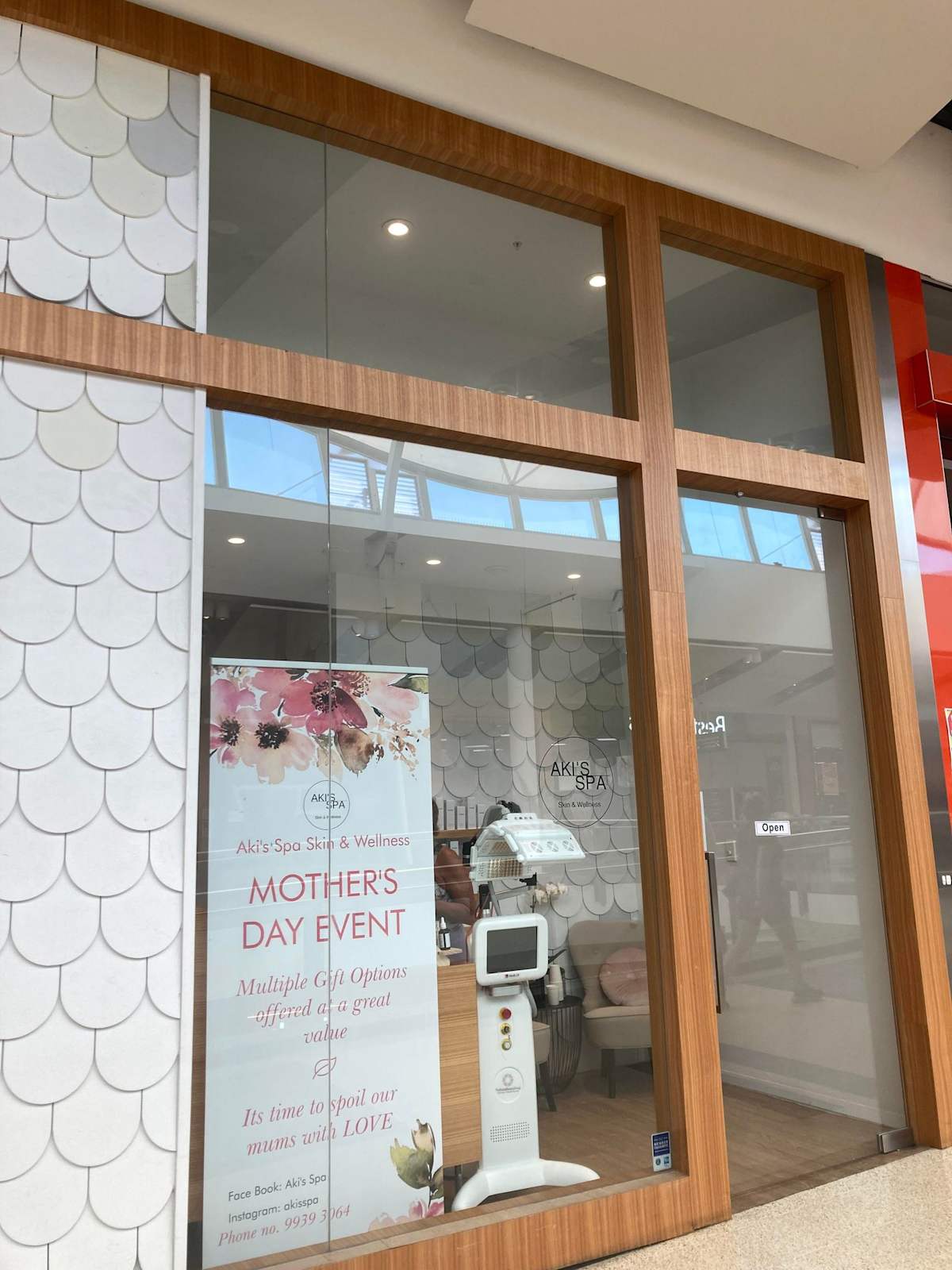 Aki's Spa Level 1 storefront image