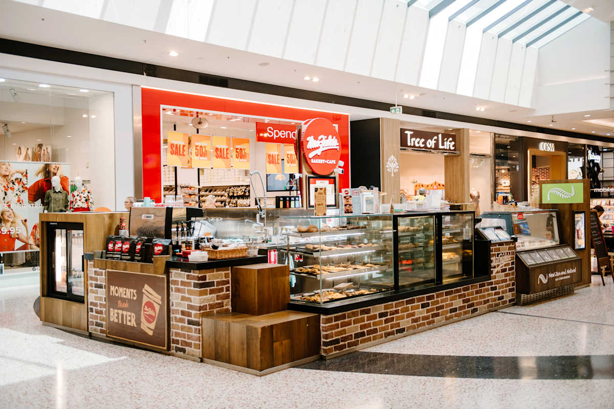 Mrs. Fields Bakery Café storefront image
