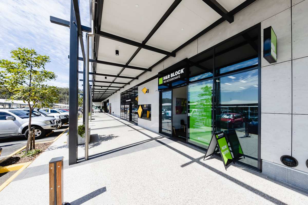 H&R Block Tax Accountants storefront image