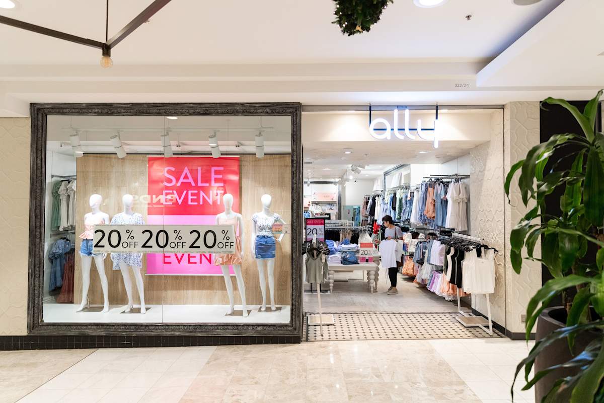 Ally Fashion storefront image